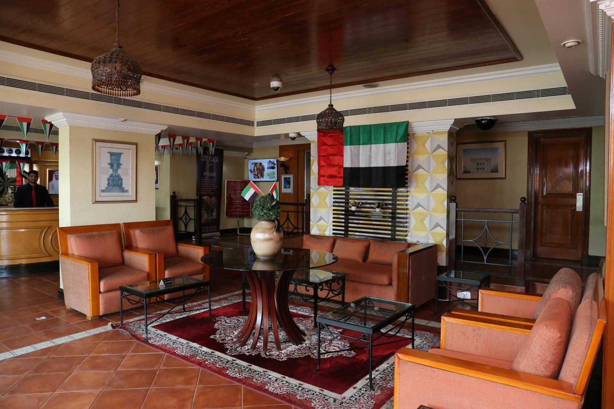 City Plaza Hotel Fujairah Bagian luar foto
