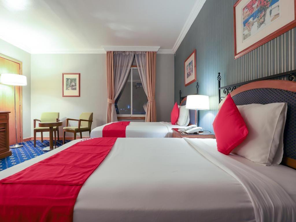 City Plaza Hotel Fujairah Bagian luar foto